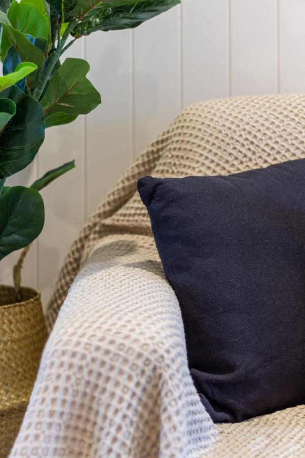 In The Heart Of It All: 2 Bed Cbd Townhouse Christchurch Extérieur photo