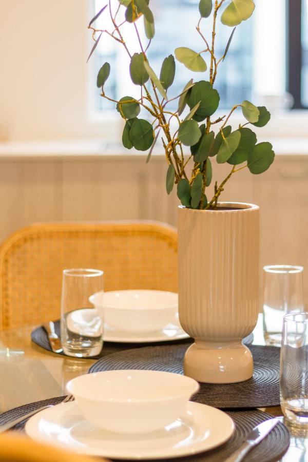 In The Heart Of It All: 2 Bed Cbd Townhouse Christchurch Extérieur photo