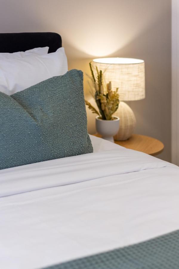 In The Heart Of It All: 2 Bed Cbd Townhouse Christchurch Extérieur photo