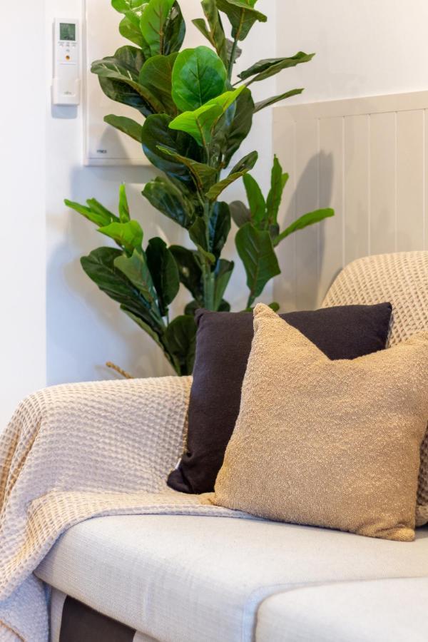 In The Heart Of It All: 2 Bed Cbd Townhouse Christchurch Extérieur photo
