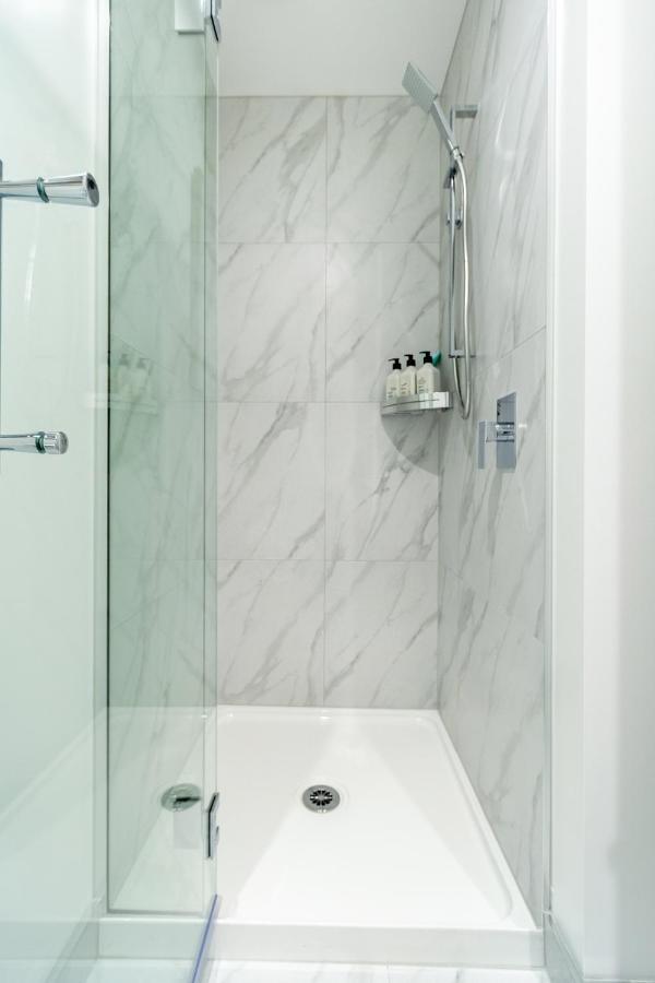In The Heart Of It All: 2 Bed Cbd Townhouse Christchurch Extérieur photo