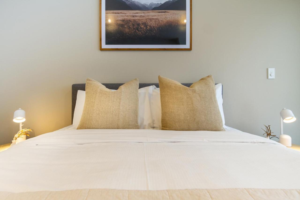 In The Heart Of It All: 2 Bed Cbd Townhouse Christchurch Extérieur photo